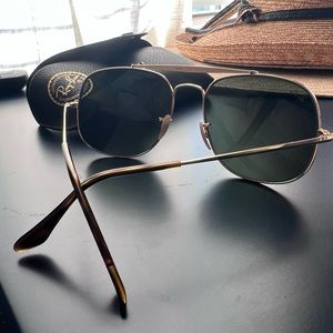 NWOT RAYBANS - THE GENERAL